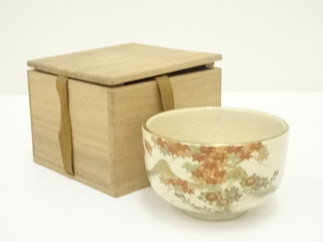 京焼　暁山造　色絵茶碗（保護箱）